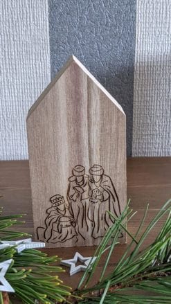 Holzhäuser graviert: Heilige Nacht, Krippe, Jesus Geburt